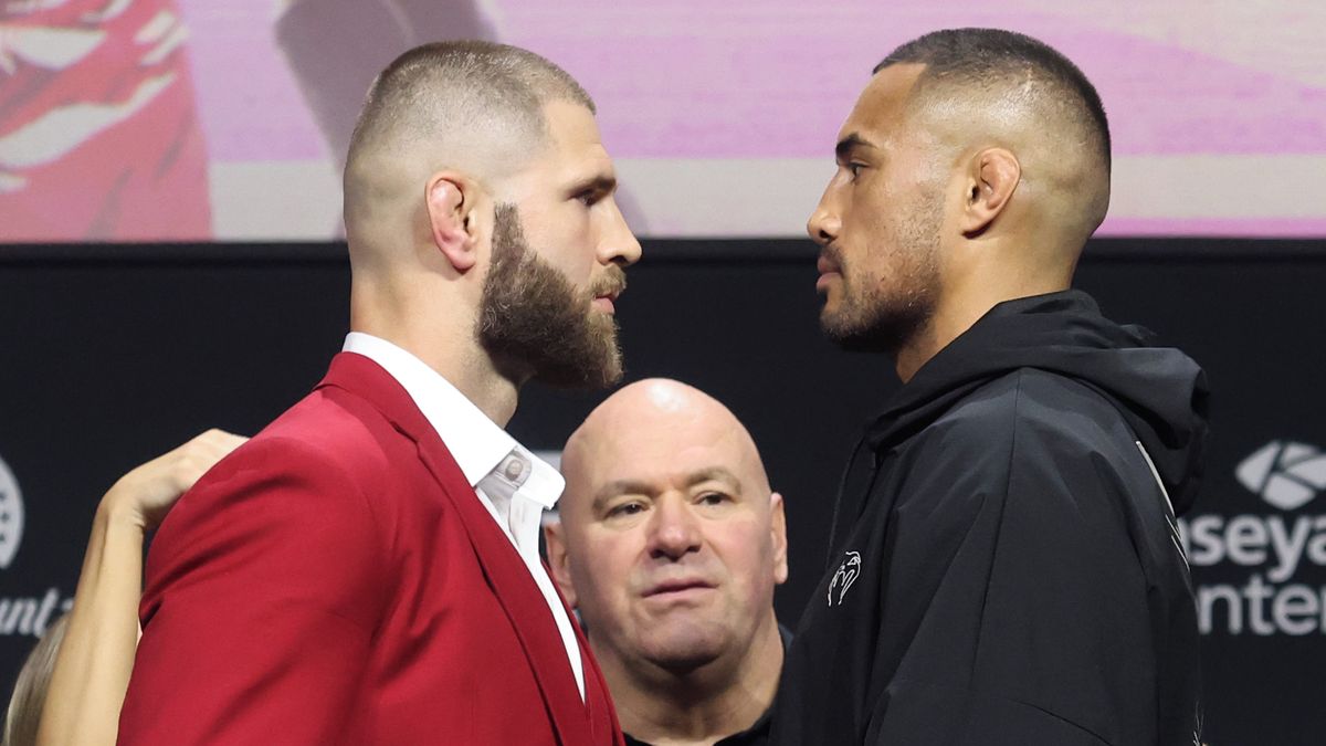 Emoce před bitvou. Procházka sklidil ovace, na soupeře se bučelo